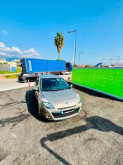 Renault Clio 2010-thumb-1