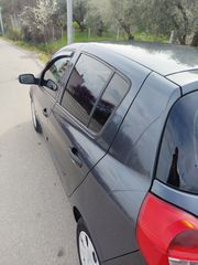 Renault Clio 2006-thumb-1