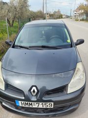 Renault Clio 2006-thumb-3