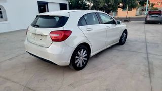 Mercedes-Benz 180 2012 Α180 class-thumb-2