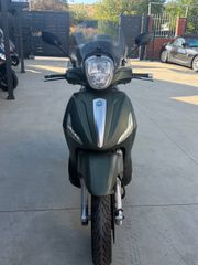 Piaggio Beverly 300 2018-thumb-1