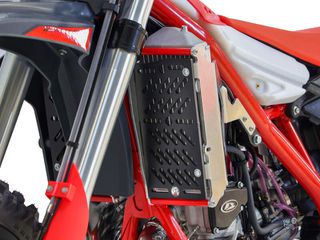 AXP Fast-Cleaning Radiator Guards - Red-thumb-2