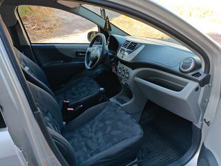 Suzuki Alto 2012-thumb-10