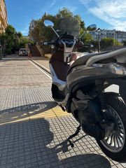 Piaggio Beverly 300 2016 Ελληνικης Αντιπροσωπειας-thumb-8