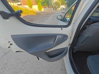 Citroen C1 2012-thumb-20