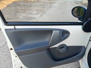 Citroen C1 2012-thumb-21