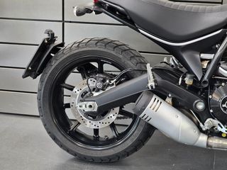 Ducati Scrambler 2020 ICON DARK-thumb-3
