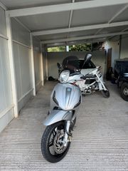 Piaggio Beverly 350 2012-thumb-1