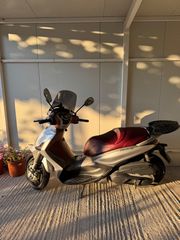 Piaggio Beverly 350 2012-thumb-9