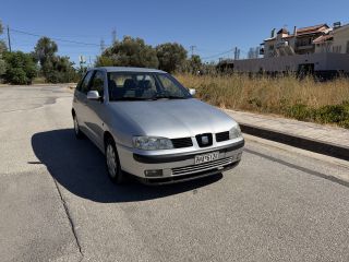 Seat Ibiza 2001 1.4-thumb-1