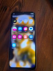 Smartphone-thumb-3