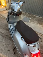 Vespa GTS 300 2023-thumb-5