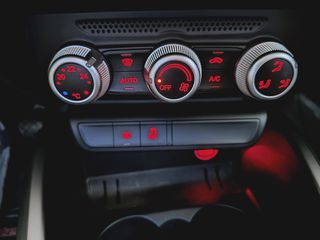 Audi A1 2016 1.0 TFSI Ultra S-Line Sportback  Navi_Led-thumb-74