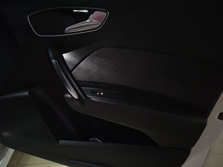 Audi A1 2016 1.0 TFSI Ultra S-Line Sportback  Navi_Led-thumb-87