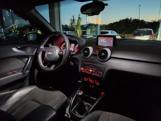Audi A1 2016 1.0 TFSI Ultra S-Line Sportback  Navi_Led-thumb-49