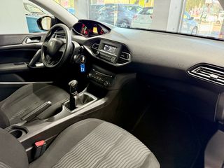 Peugeot 308 2016-thumb-13