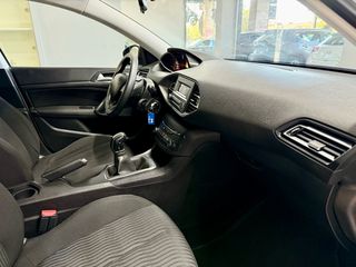 Peugeot 308 2016-thumb-14
