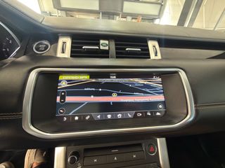 Land Rover Range Rover Evoque 2017 2.0TD 180PS 4x4 LEATHER PANORAMA!-thumb-32