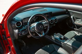 Mercedes-Benz A 200 2020-thumb-32