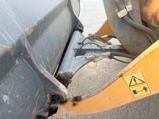Φορτωτής Με Λάστιχα Liebherr 2020 509 STEREO-thumb-3