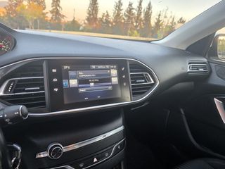 Peugeot 3008 2017 1.6 BLUEHDI 120HP-thumb-32