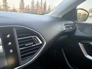 Peugeot 3008 2017 1.6 BLUEHDI 120HP-thumb-33