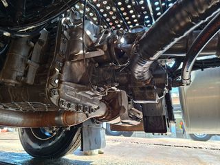 Volvo 2011 FH13 420-thumb-6