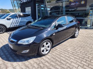Opel Astra 2010