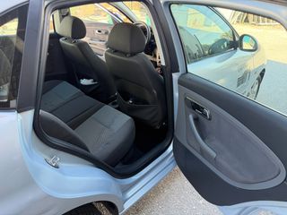 Seat Cordoba 2006-thumb-12