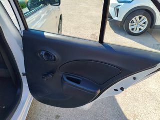 Nissan Micra 2012 1200-thumb-16