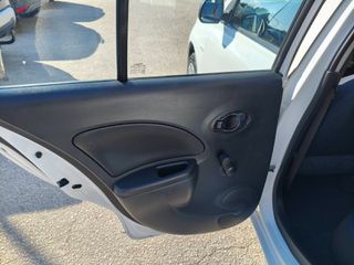 Nissan Micra 2012 1200-thumb-17