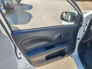 Nissan Micra 2012 1200-thumb-18