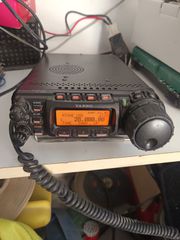 Yaesu Ft-857D + Atas-120A