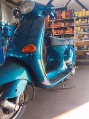 Vespa 125 2000 ET4-thumb-2