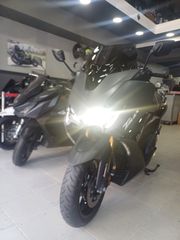 Yamaha T-MAX 560 2020 TECHMAX-thumb-7