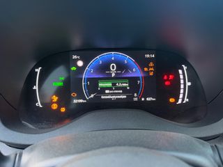 Toyota Yaris Cross 2025-thumb-12