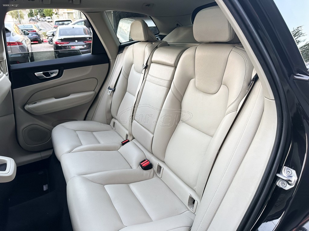 Volvo XC 60 thumbnail 16