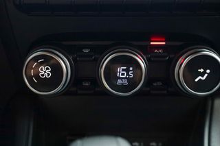 Renault Captur 2023 1.3 TCe 140hp EQUILIBRE PLUS EDC Hybrid MHEV-thumb-28
