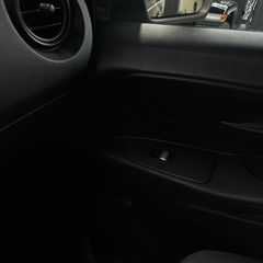 Mercedes-Benz Vito 2019-thumb-10