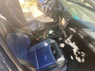 Bmw 520 2000 E39-thumb-17
