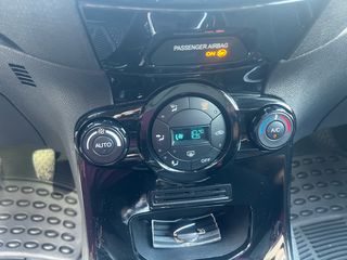 Ford Fiesta 2016 Titanium-thumb-23