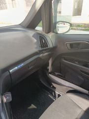 Ford B-Max 2013-thumb-11