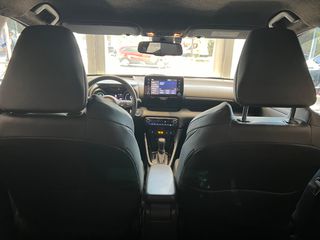Toyota Yaris 2021 Premier Edition-thumb-9
