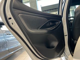 Toyota Yaris 2021 Premier Edition-thumb-29