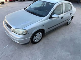 Opel Astra 2001-thumb-1