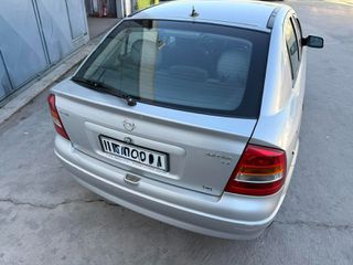 Opel Astra 2001-thumb-3