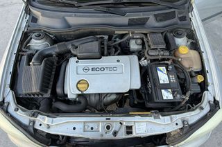 Opel Astra 2001-thumb-5