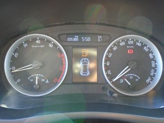 Skoda Fabia 2008 1.4 16V AMBIENTE-thumb-15