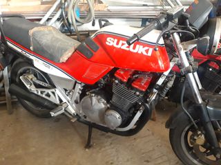 Suzuki GSX 1100 1984-thumb-1