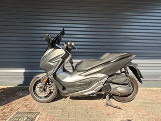 Honda Forza 300 2020-thumb-2